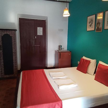 O Camarao Hotel Calangute Luaran gambar