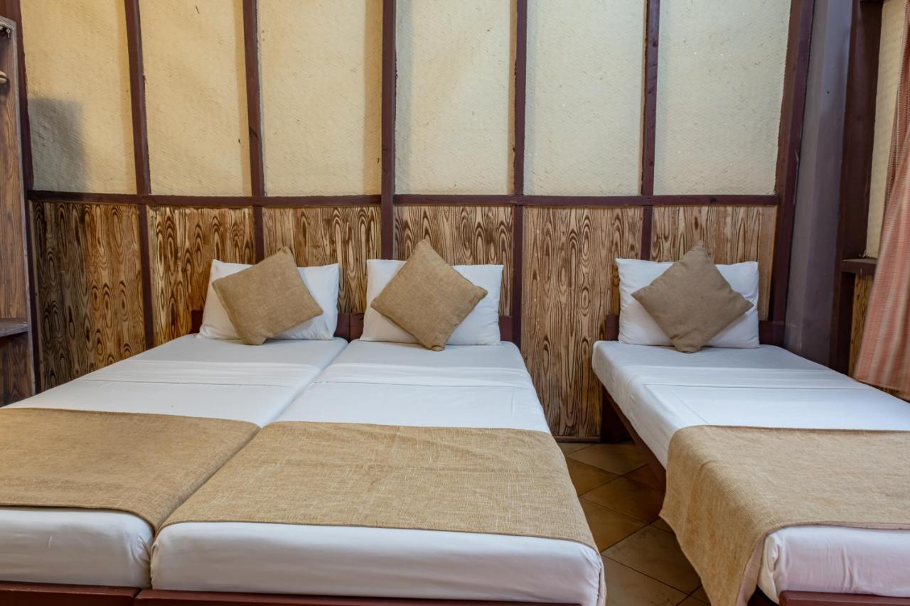 O Camarao Hotel Calangute Luaran gambar