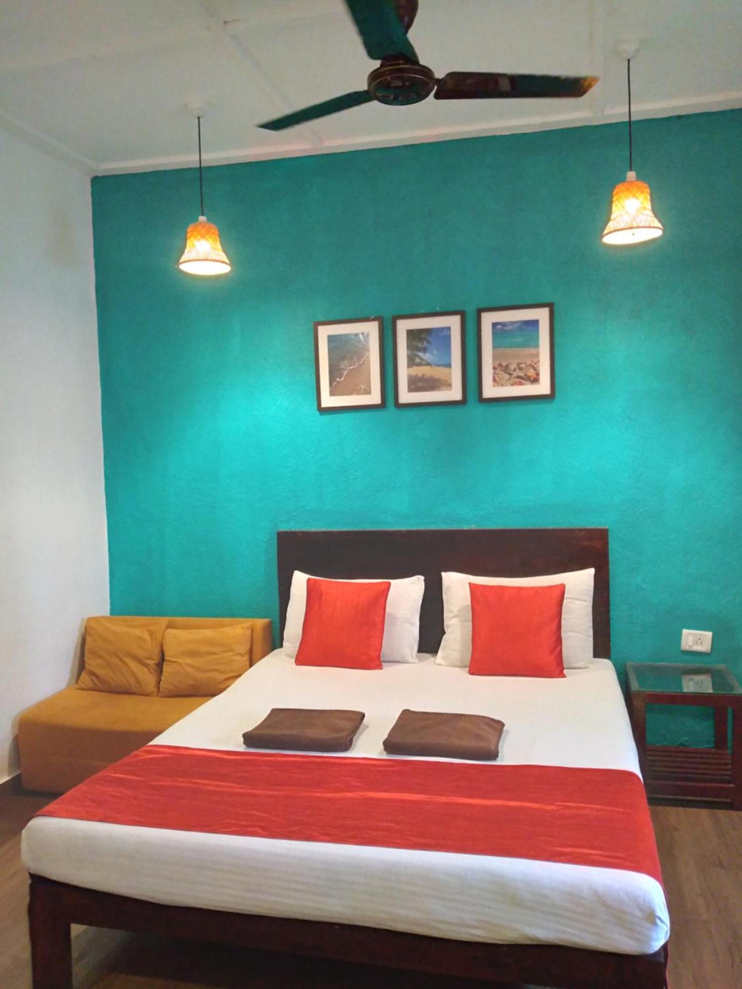 O Camarao Hotel Calangute Bilik gambar